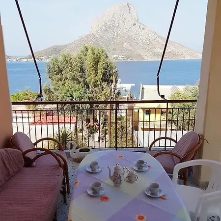 Square Apartment