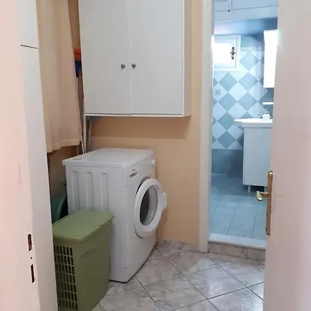 Apartment Square
